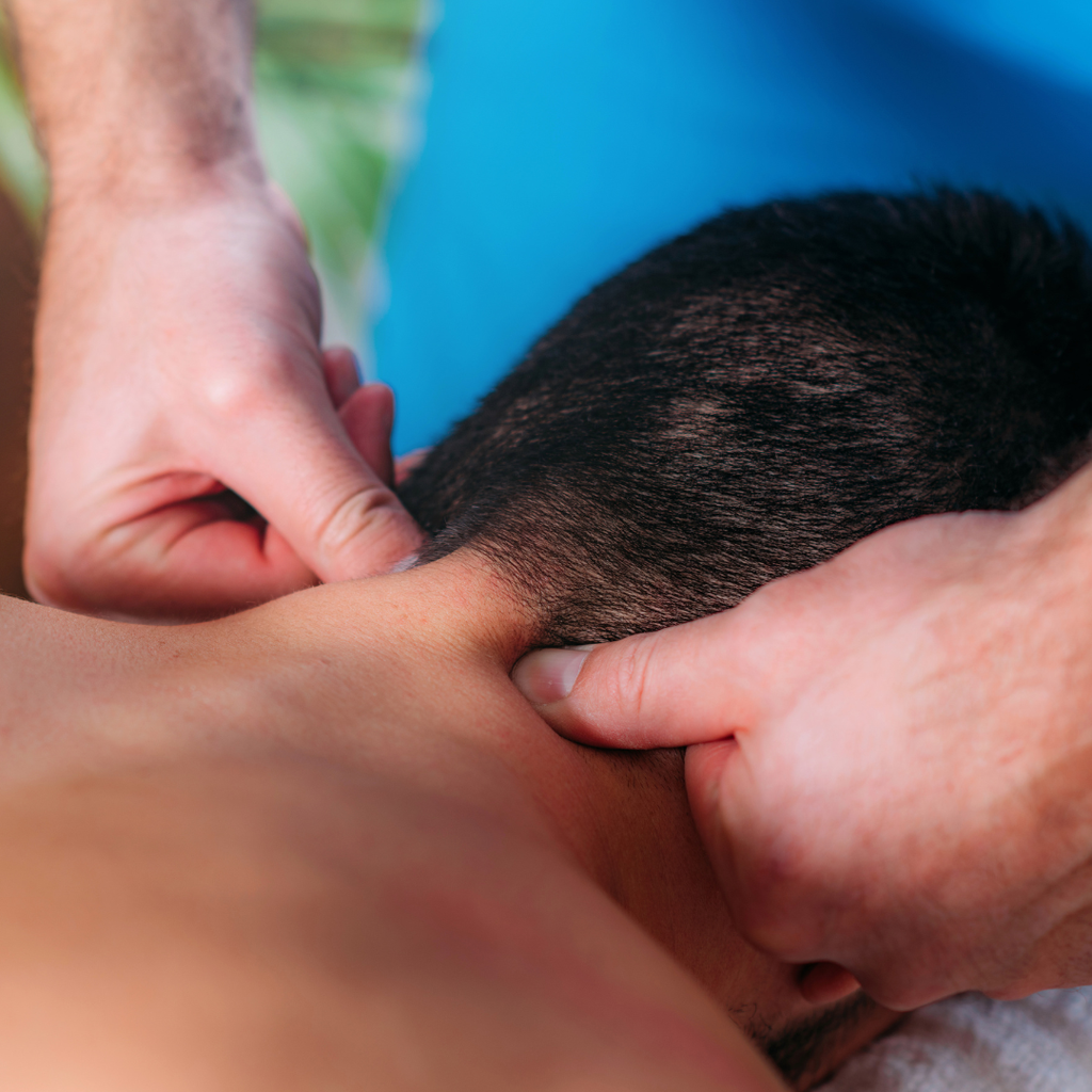 30 Mins Neck & Shoulder Massage